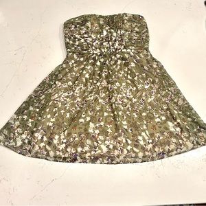 Women’s size medium dress
